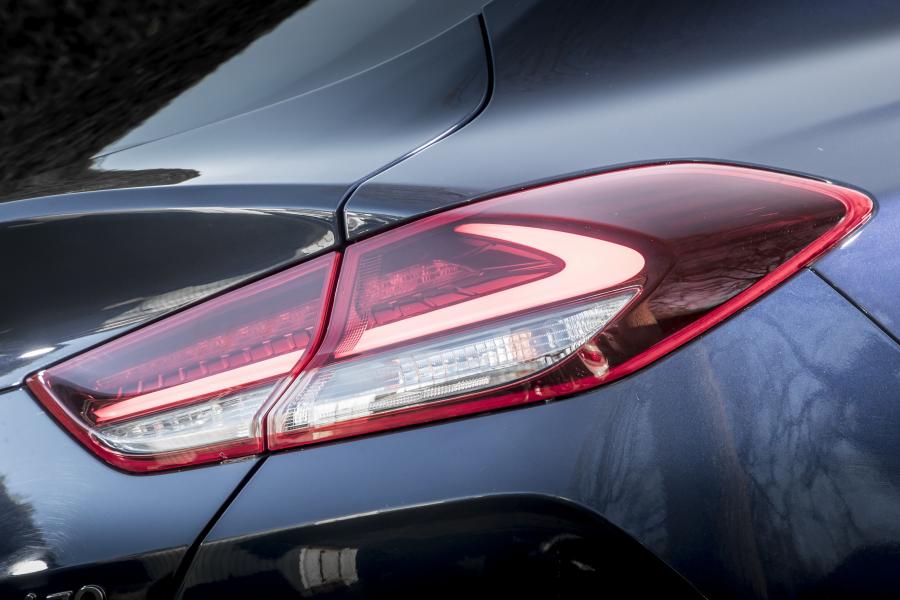Детали экстерьера Hyundai i30 Fastback (PD) 2018 года  (UK) (фото 10 из 40)